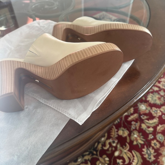 Shoes - Picture 2 of 3